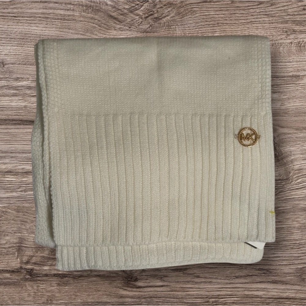 Michael Kors Cream Ribbed Scarf - Picture 2 of 3